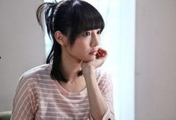 娱乐圈吃瓜爆料的霸王花指的是谁,霸王花身份揭秘，竟是这位明星！