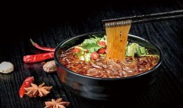 小西酸辣粉爆料视频,揭秘地道川味美食背后的故事